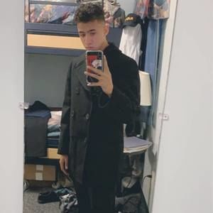 Meet your Posher, Joey